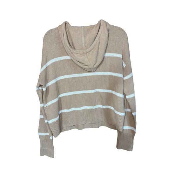 C & C California Beige and White Pullover Sweater – Size Large - Picture 2 of 6